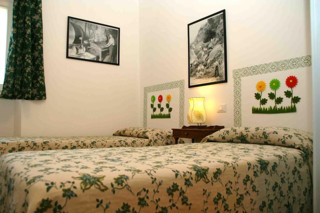 מלון פיטיליאנו Casetta Sulla Vallata חדר תמונה